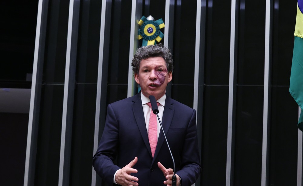 Congresso antecipa instalação de comissão que analisa isenção de imposto para compras internacionais de baixo valor