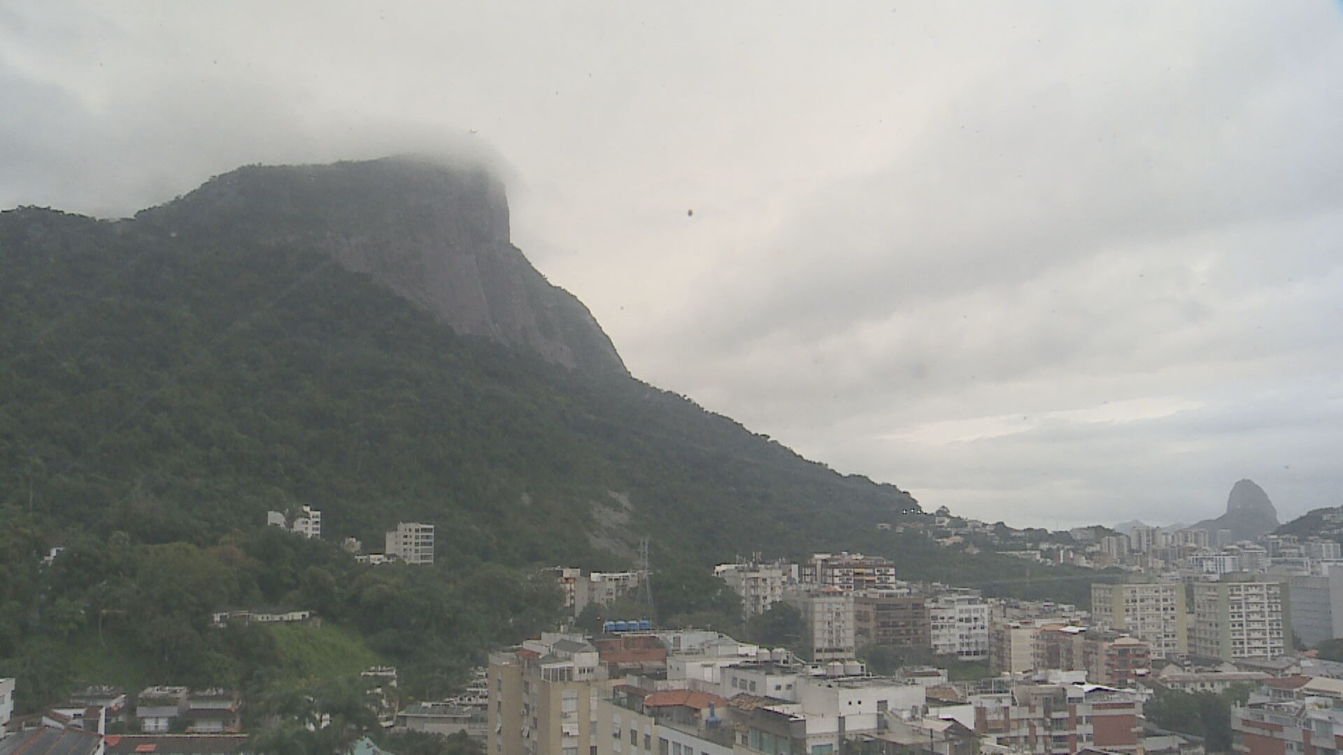 Rio começa a semana com céu nublado e chuva; veja a previsão para a semana