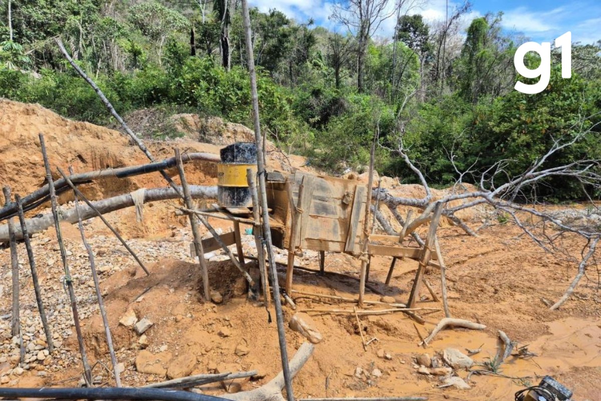 Garimpo ilegal é flagrado em funcionamento e 19 suspeitos são presos em MT
