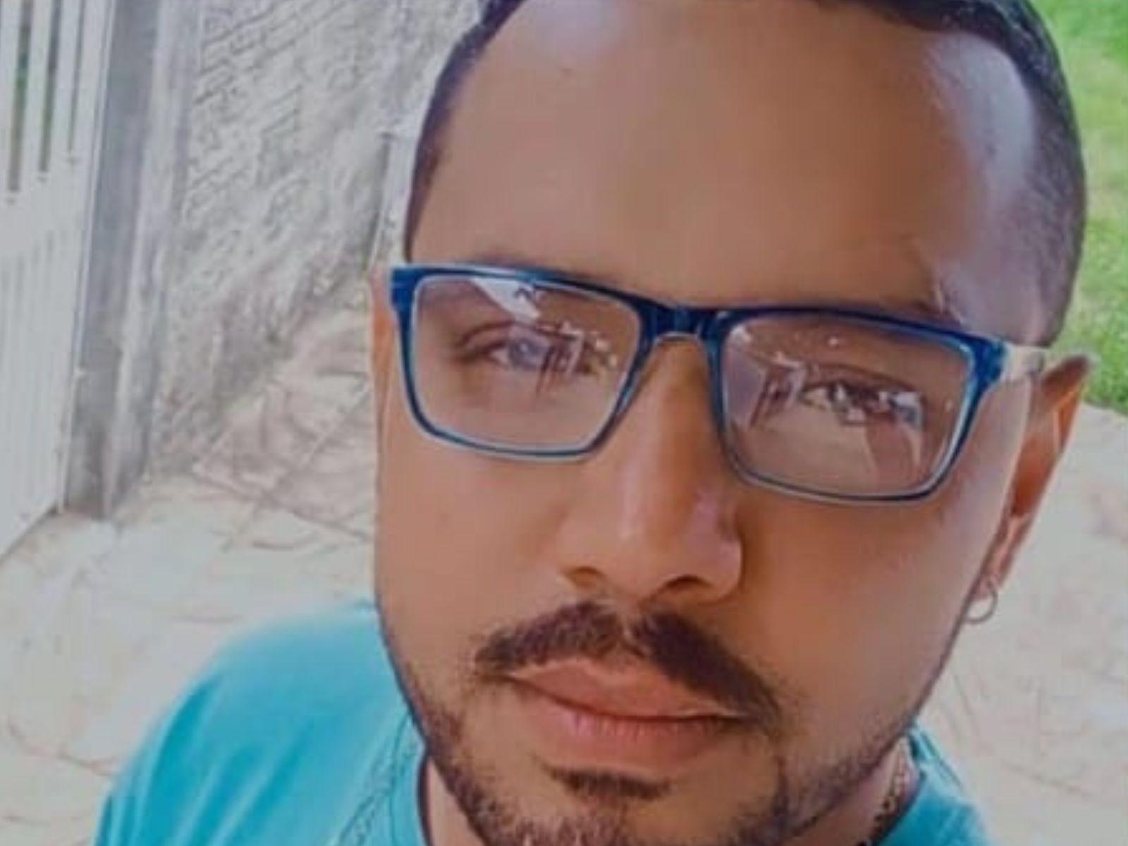 'Tirou a vida do meu filho covardemente', diz mãe de acreano morto com 11 facadas no MT