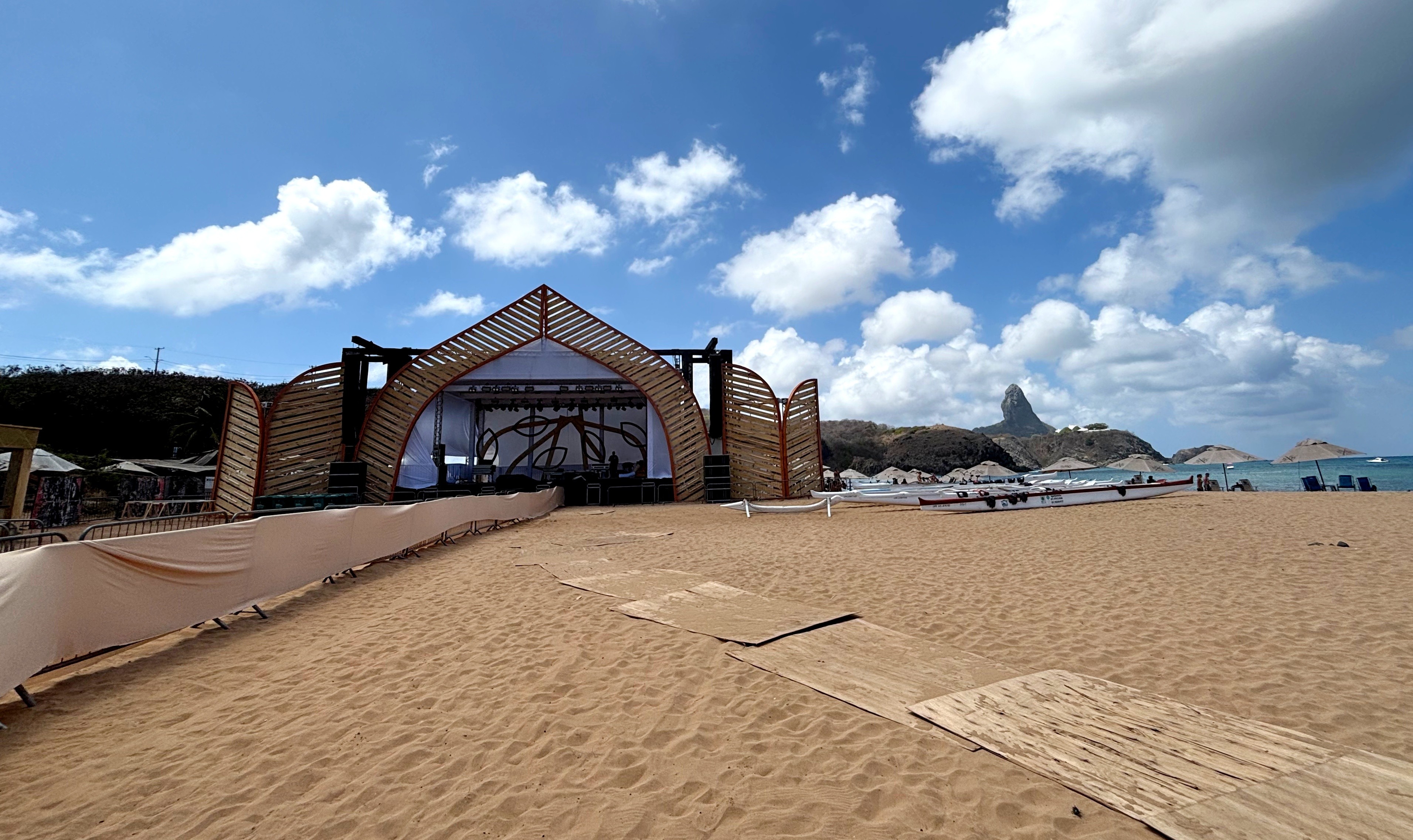 Fernando de Noronha celebra o Réveillon com festa gratuita no Porto de Santo Antônio