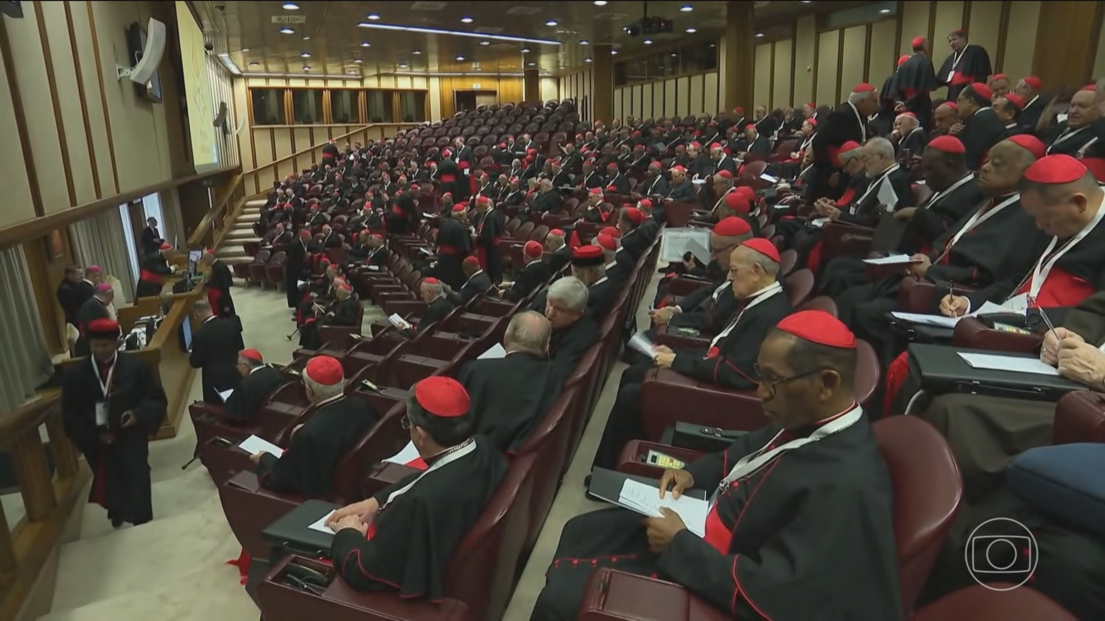 Todos os cardeais que vão eleger o próximo papa já estão no Vaticano; veja preparativos para o conclave