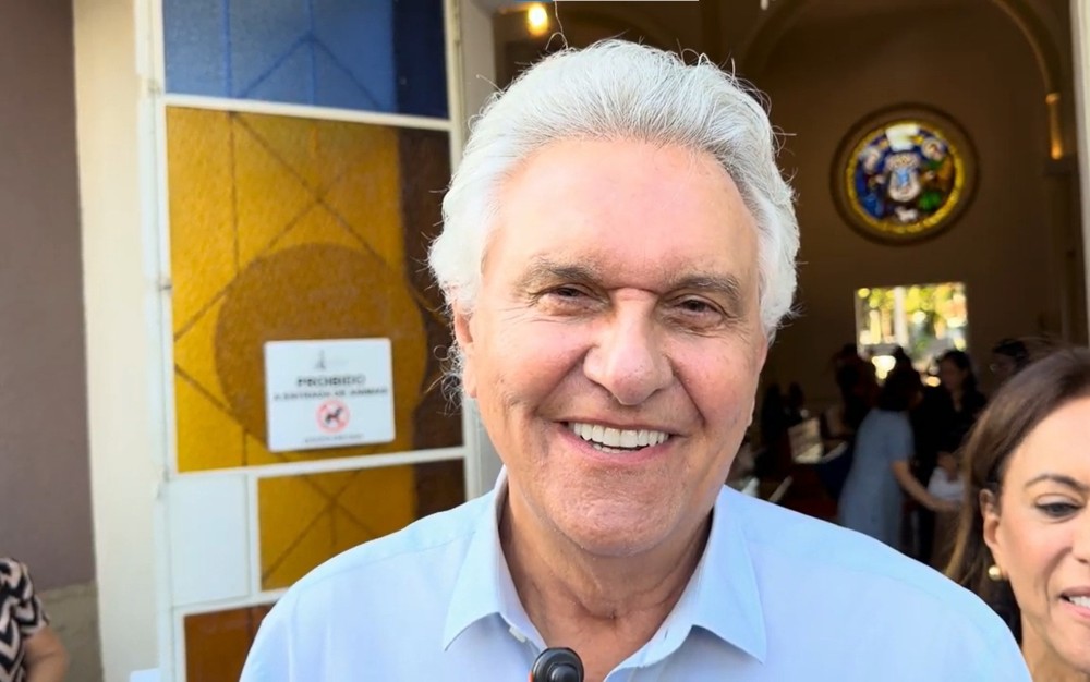 Caiado começa campanha eleitoral com carreata no Entorno do DF e diz que, se eleito, agirá com 'garra' e 'determinação'