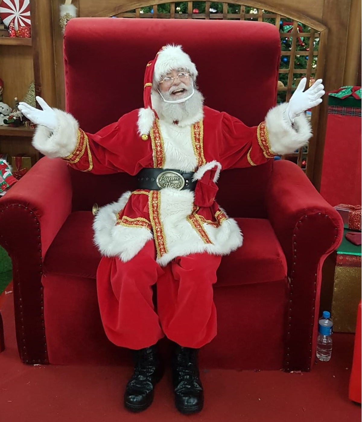 'Papai Noel filé' é atração de shopping da Zona Norte do Rio | Rio de