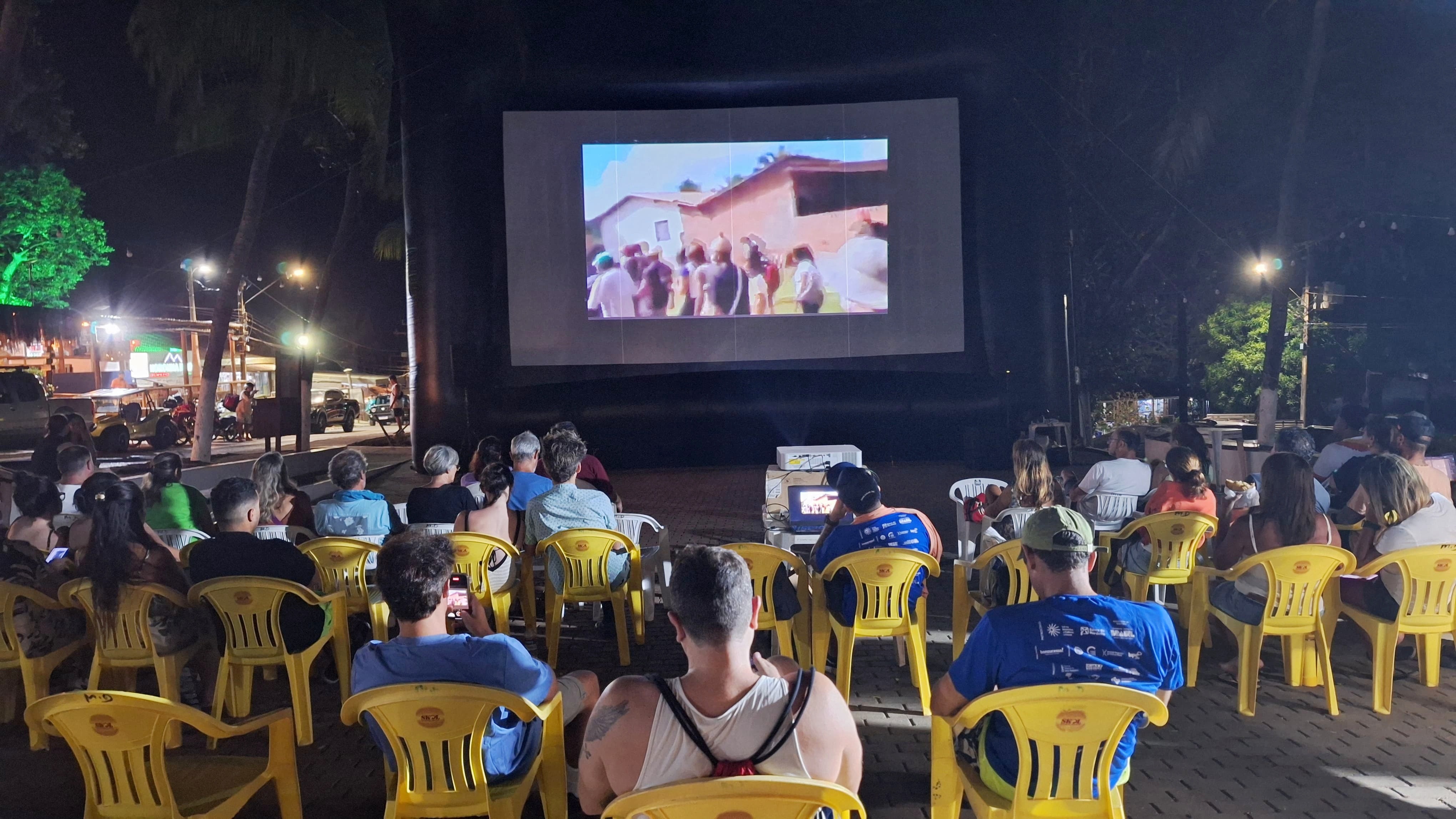 Mostra de cinema exibe filmes gratuitos e discute questões ambientais em Fernando de Noronha; VÍDEO