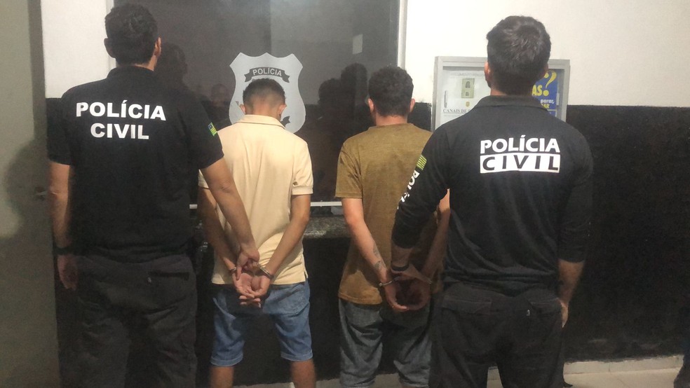 Homem apontado como principal suspeito de matar amigos na praia é preso no Litoral do Piauí — Foto: Divulgação/PC-PI