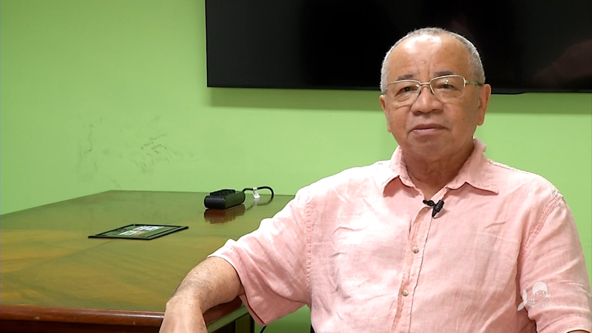 Lino Alves defende acabar com o pagamento da dívida pública e com 'todas as polícias de repressão'