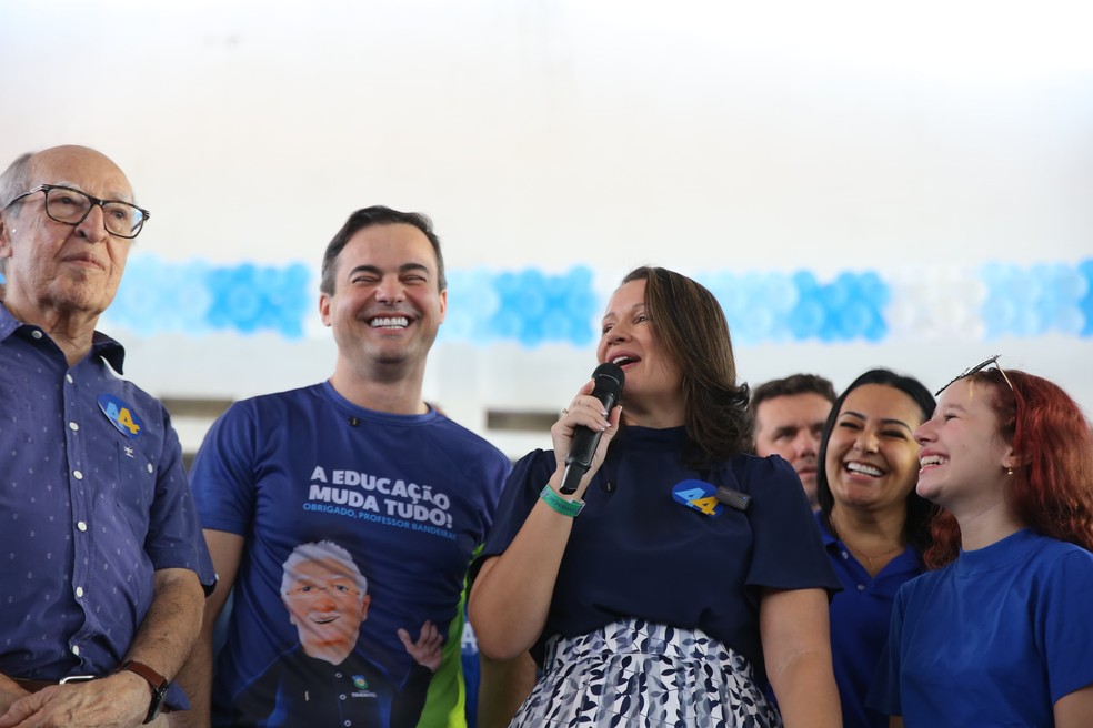 União Brasil lança Capitão Wagner (ao centro) e Edilene Pessoa como candidatos a prefeito e vice-prefeita de Fortaleza em 2024. — Foto: Kid Junior/Sistema Verdes Mares