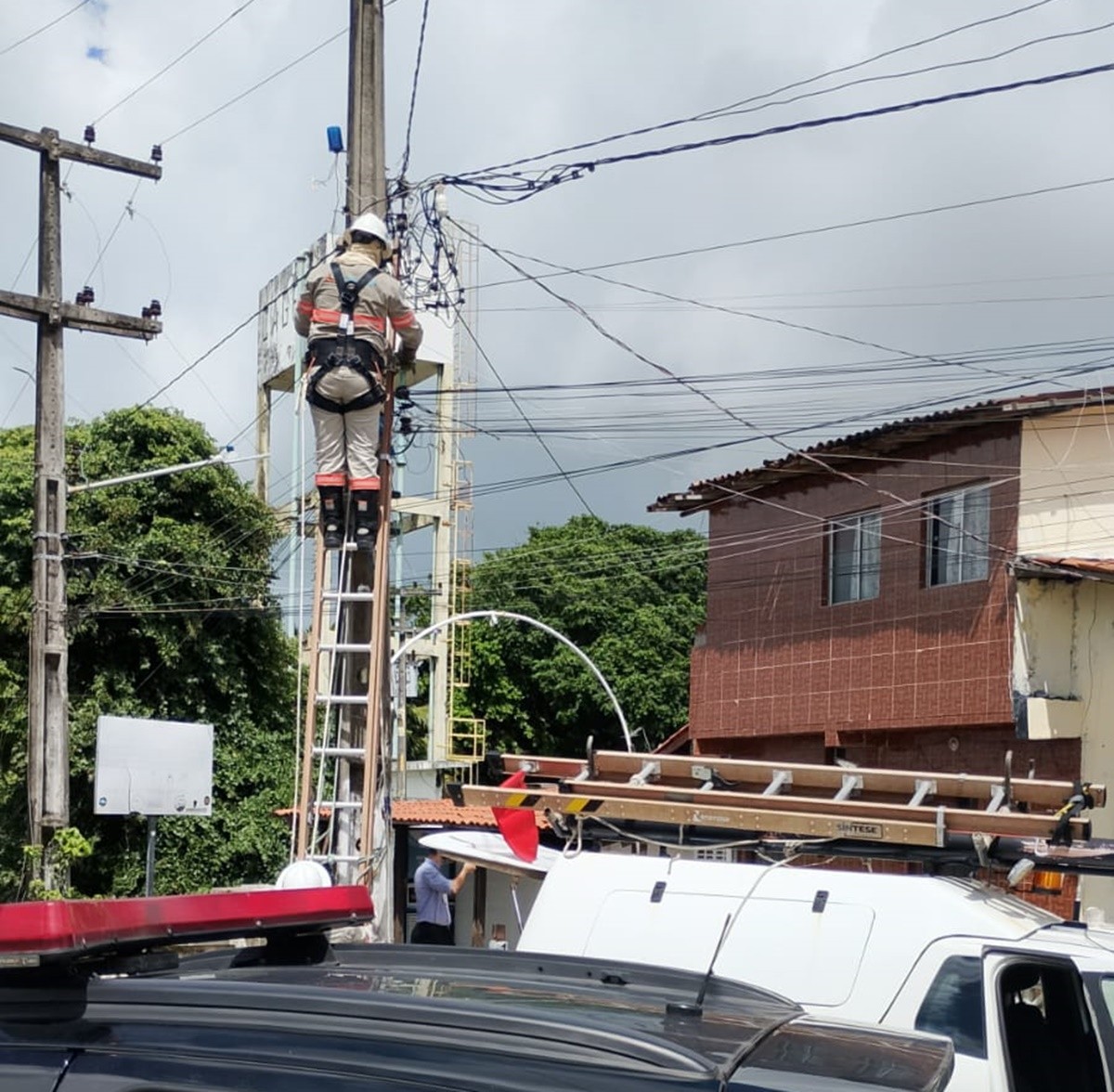 Câmeras de monitoramento instaladas por facção na Escadaria da Penha, em João Pessoa, são apreendidas