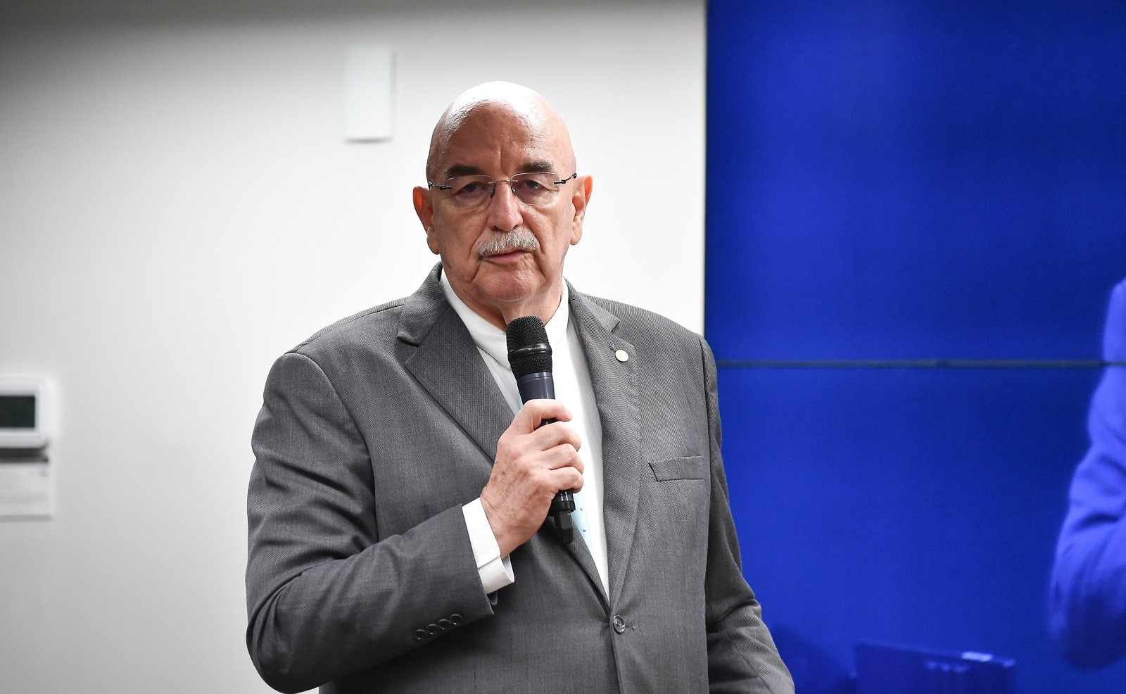 Deputado Osmar Terra diz que voto contra PL da Dosimetria foi forma de protesto: 'A favor de anistia ampla, geral e irrestrita'