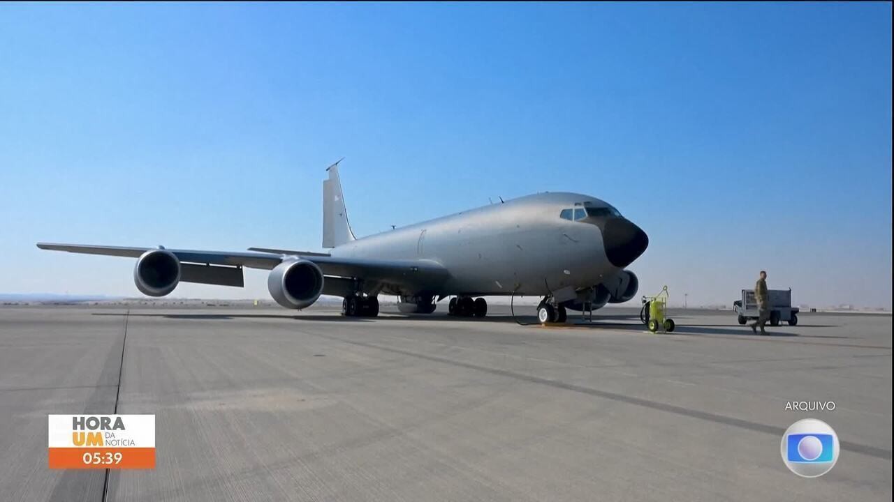 https://g1.globo.com/mundo/noticia/2026/03/13/foto-mostra-aviao-danificado-em-tel-aviv-aeronave-se-chocou-com-aviao-americano-que-caiu-no-iraque-e-matou-todos-a-bordo-diz-tv.ghtml
