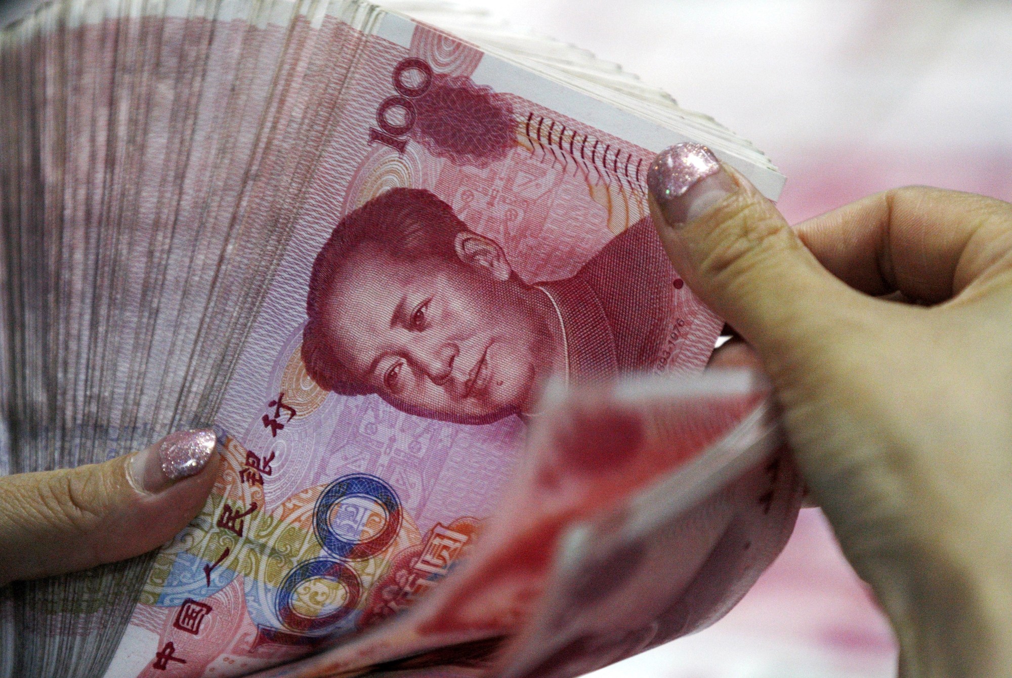 Brasil prepara primeira emissão de títulos públicos em yuan na China, diz agência