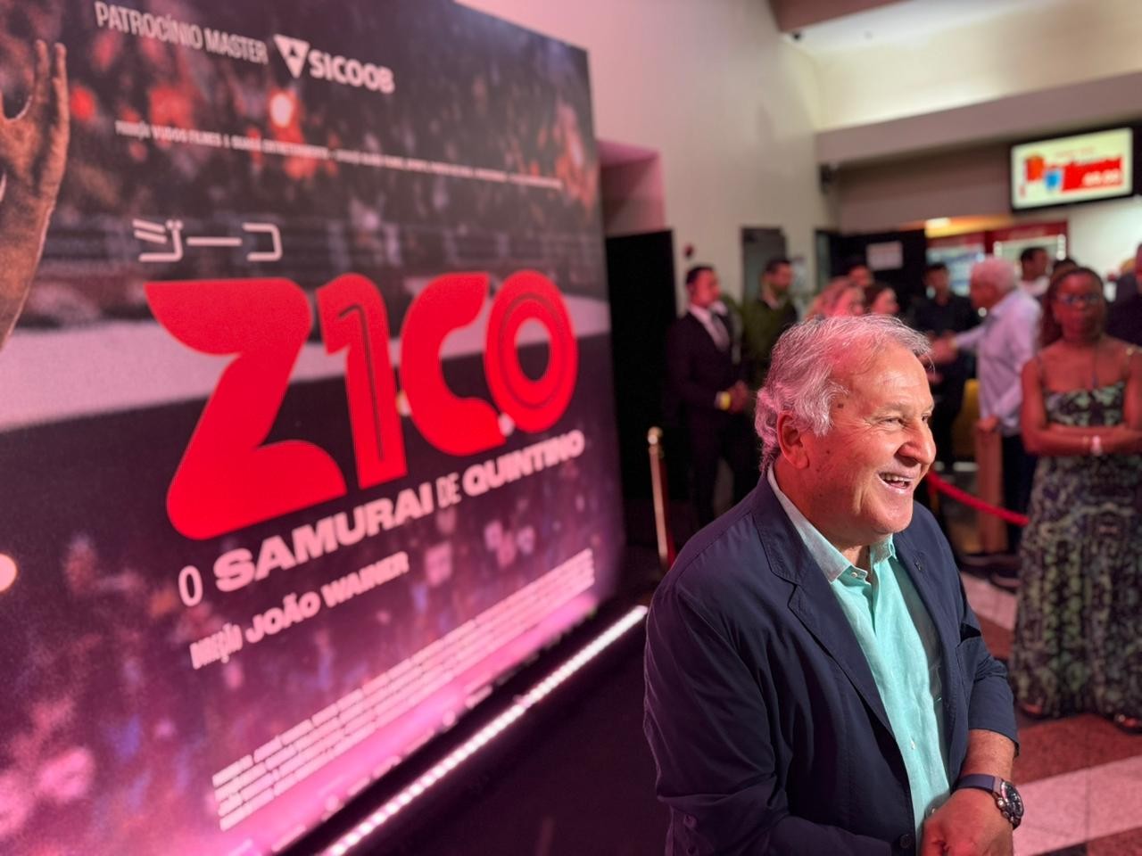  'Zico, o Samurai de Quintino': ídolo do Flamengo participa de pré-estreia de documentário no DF
