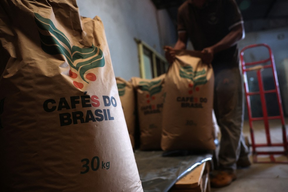 Tarifaço dos EUA afeta exportações de café do Sul de MG e já impacta Porto Seco de Varginha — Foto: Adriano Machado/Reuters