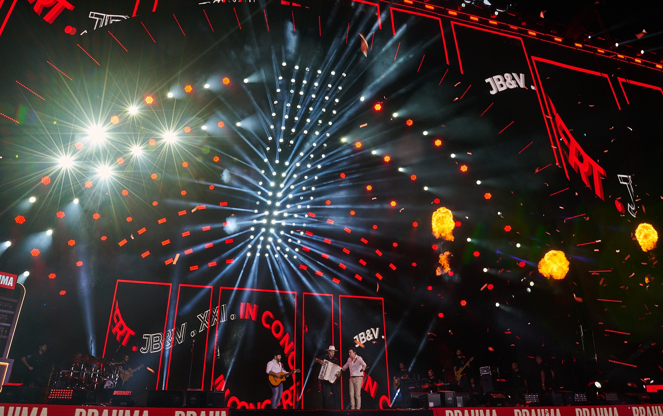 João Bosco e Vinícius no Ribeirão Rodeo Music 2026; FOTOS