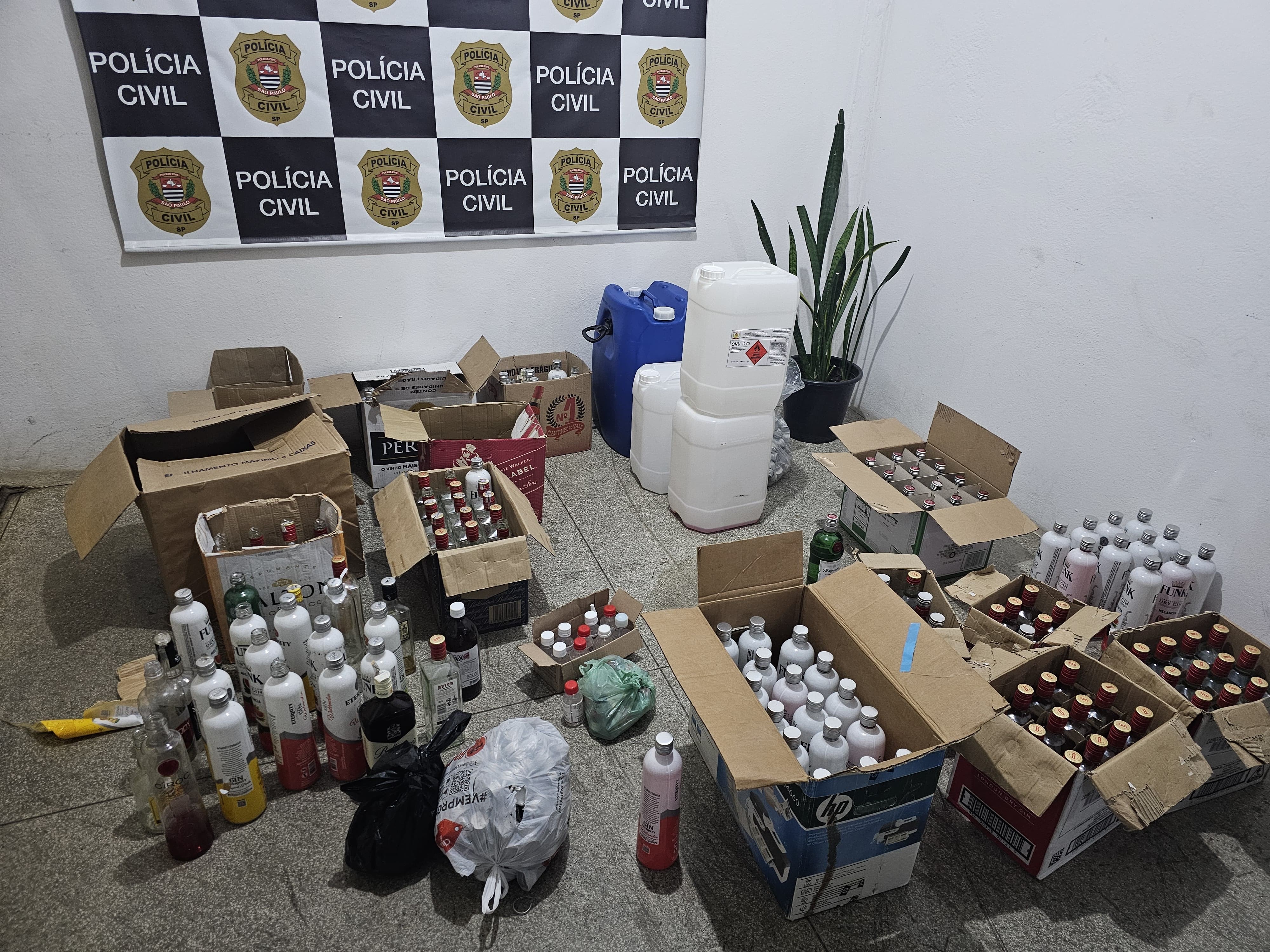 Homem é preso suspeito de fabricar bebidas clandestinas em Campo Limpo Paulista