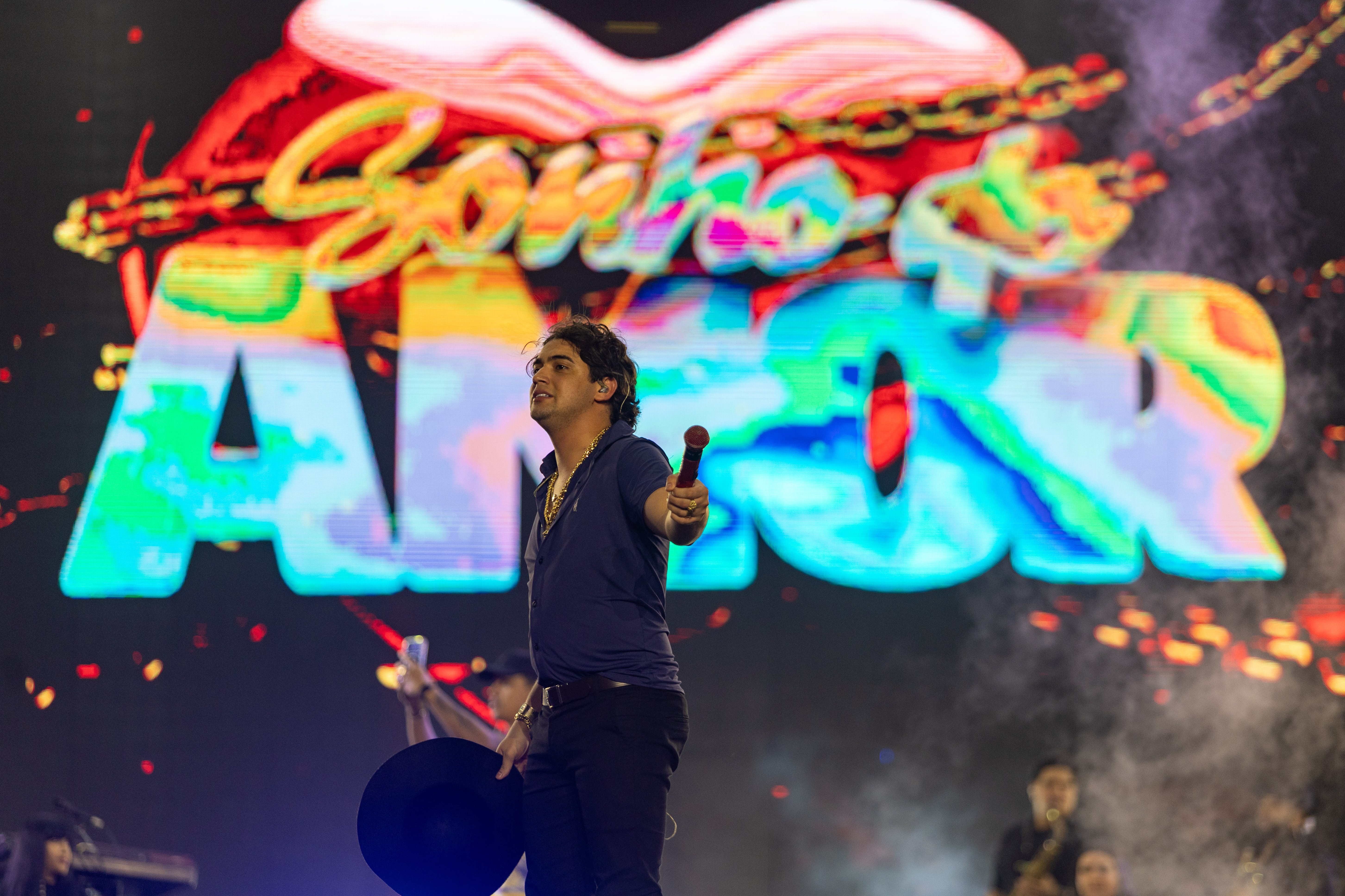 Natanzinho Lima diz que brega rompeu barreira e sonha em cantar no Rock in Rio