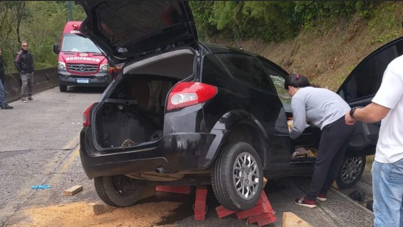 Acidente deixa feridos na Serra do Rio do Rastro e interdita trânsito em ponto turístico de SC; VÍDEO