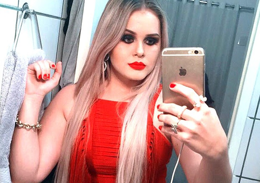Lidiane Leite, ex-prefeita de Bom Jardim, que ficou conhecida como  "Prefeita Ostenta&ccedil;&atilde;o" por causa de seu comportamento nas redes sociais. &mdash; Foto: Arquivo pessoal