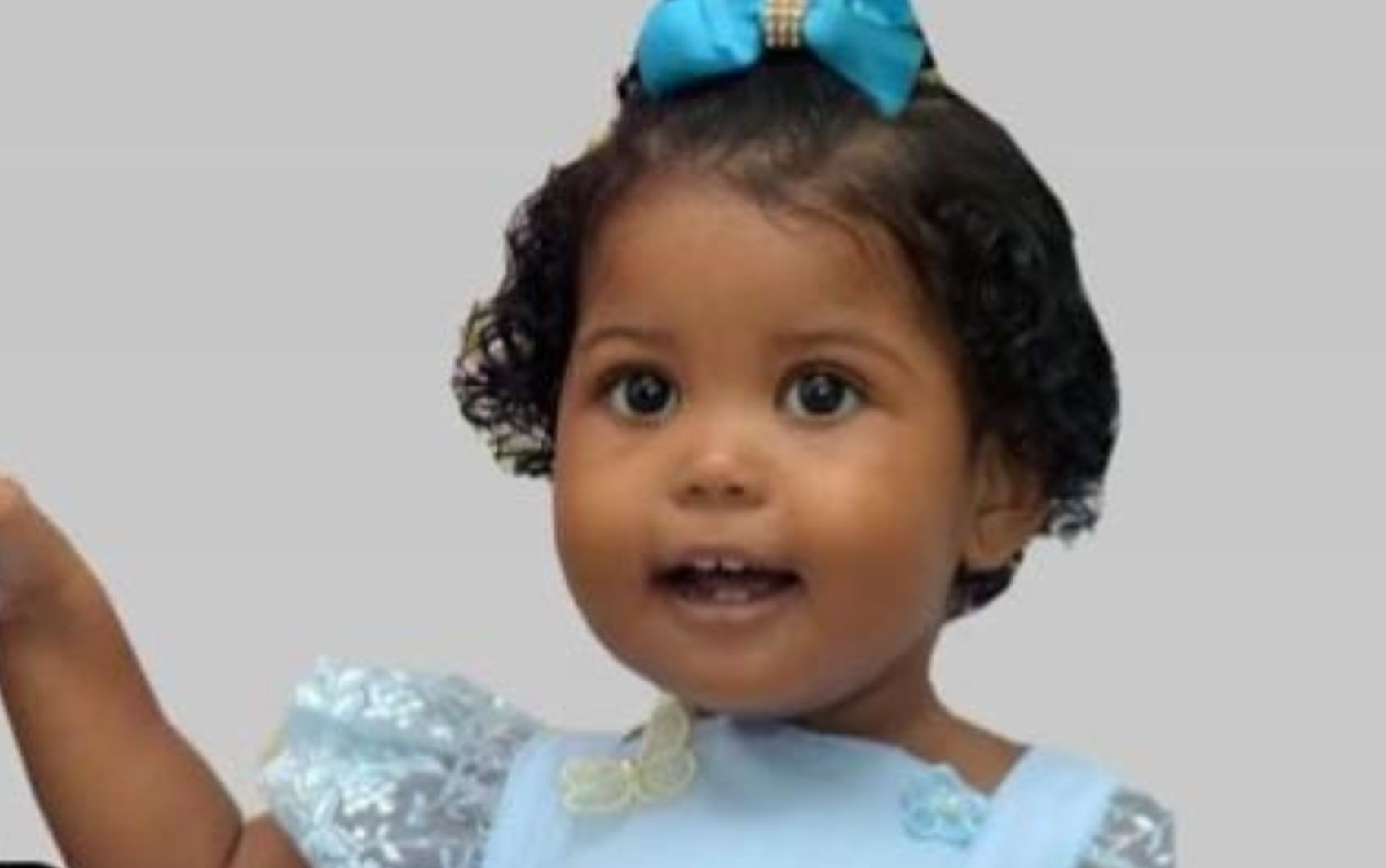 'Não teve discussão', diz mãe de bebê morta após motorista atirar contra veículo da família em Sergipe