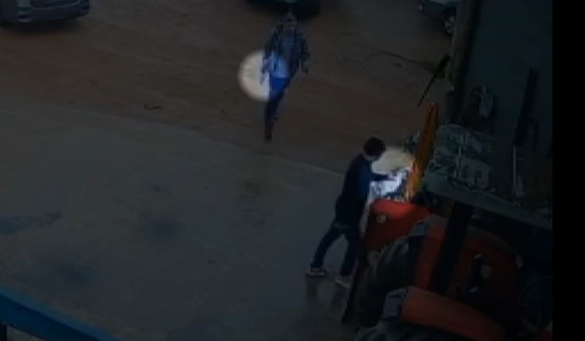 Falsos policiais simulam operação da PF e roubam 27 armas e 4 mil munições de colecionador em Vinhedo