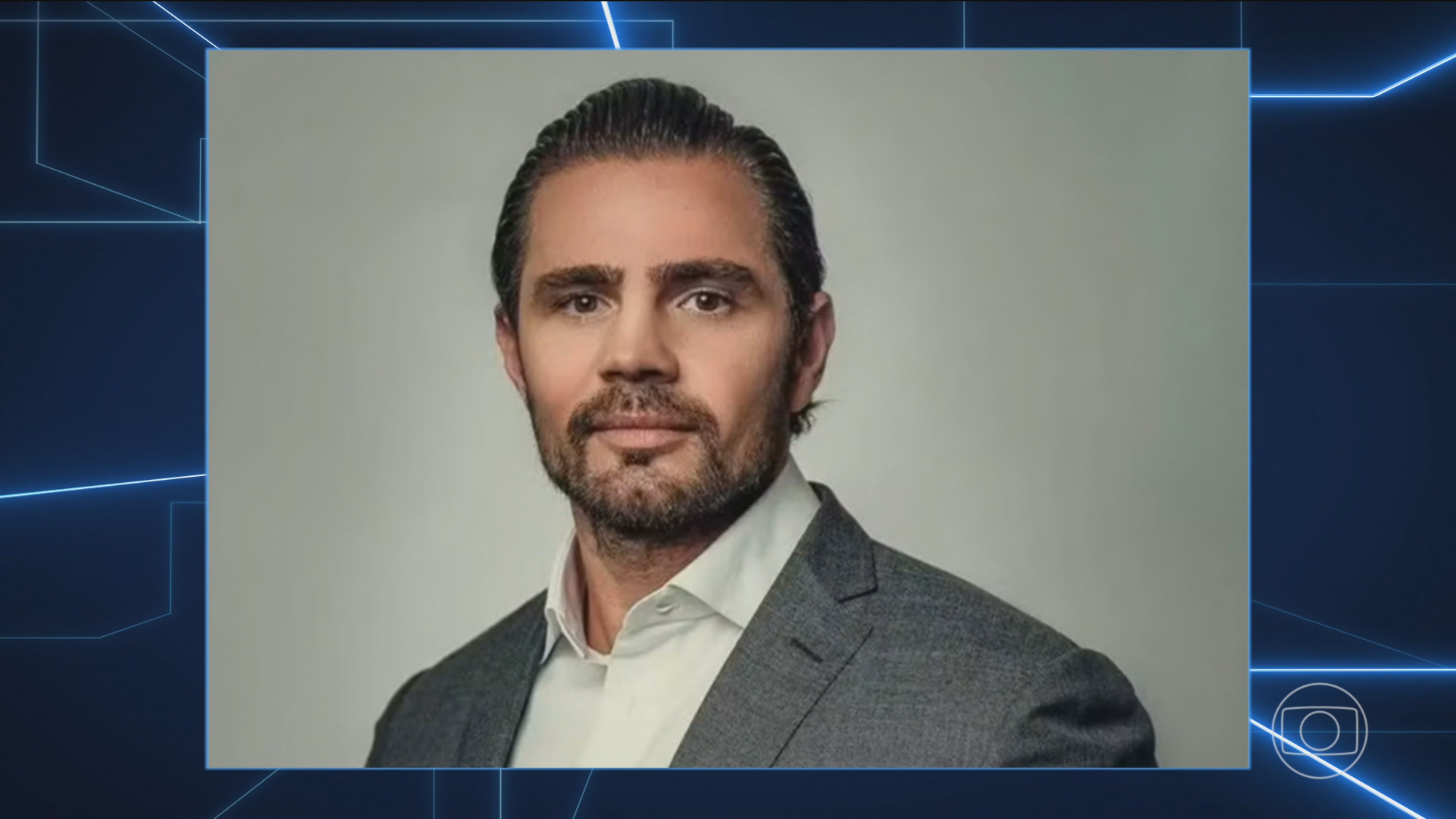 Em troca de mensagens com a então namorada, Vorcaro diz que negócio de banco é igual a máfia