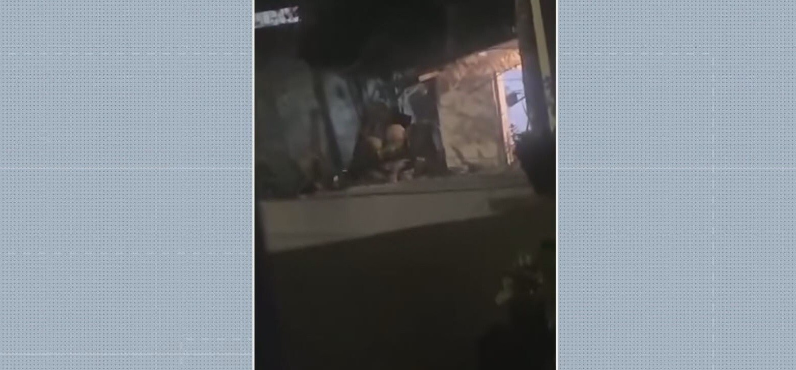 Policial militar é preso por violência doméstica após se entregar em negociação com Bope; VÍDEO