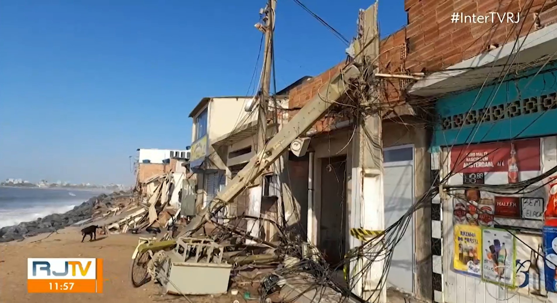 Ressaca deixa cerca de 180 desalojados e sete desabrigados em Macaé