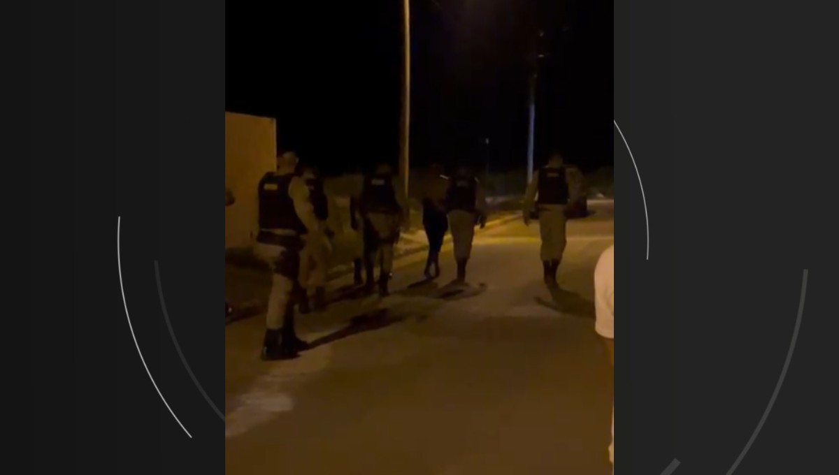 Homem é preso por se masturbar na frente de menina de 12 anos em Taiobeiras