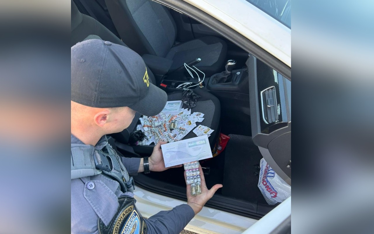 Polícia Rodoviária apreende grande quantidade de remédios emagrecedores em rodovia de Tatuí