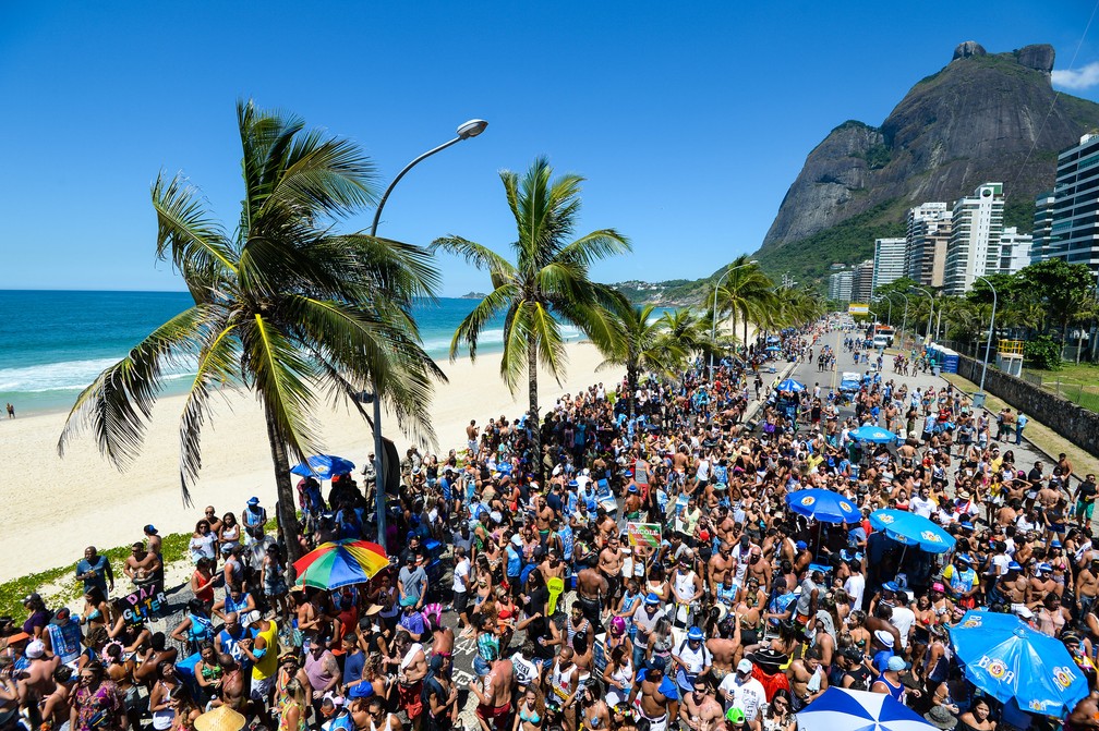 Blocos lançam manifesto pela realização do Carnaval de rua no Rio de  Janeiro