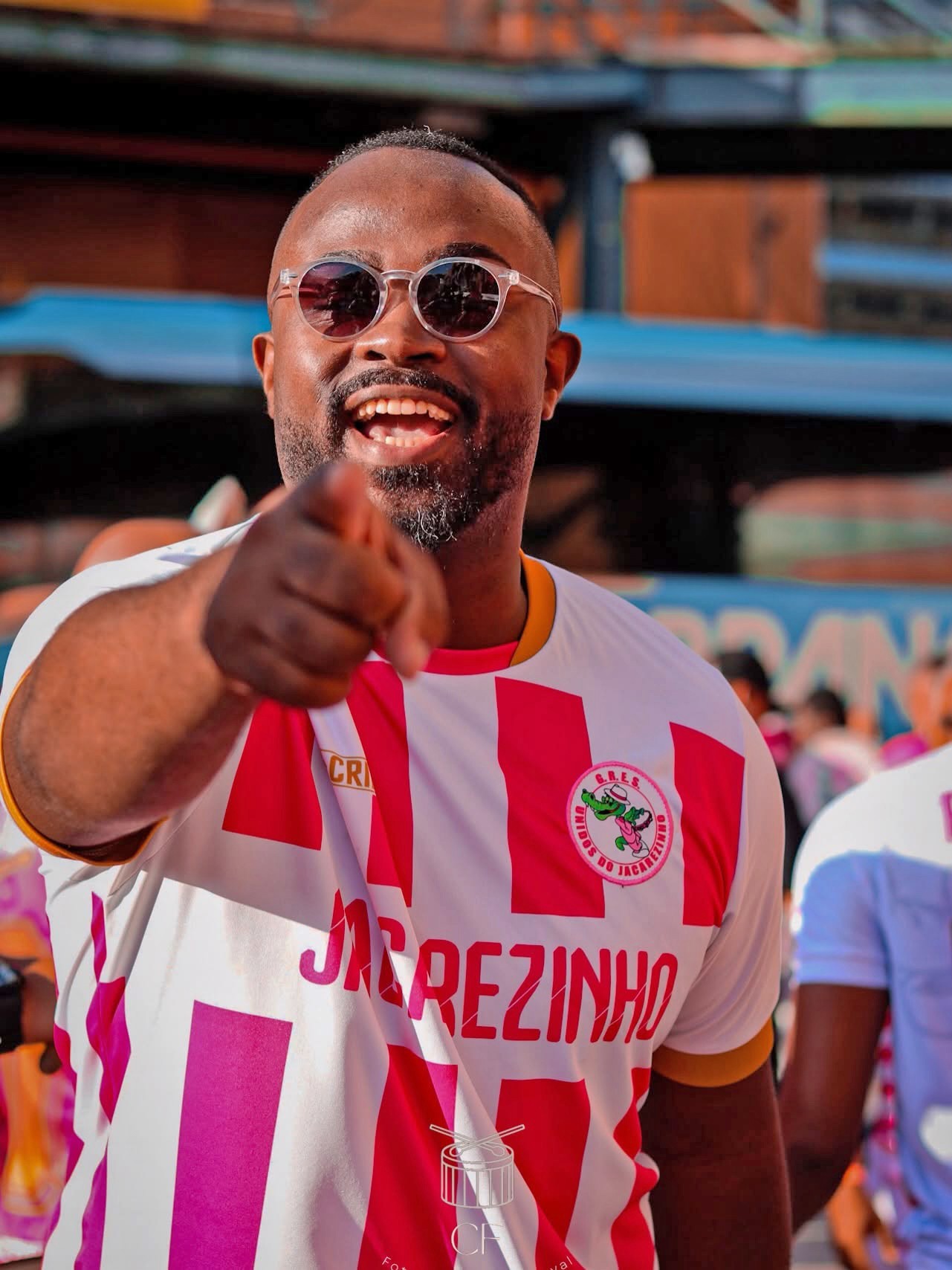 Ex-diretor de escola da Série Ouro denuncia falta de pagamento