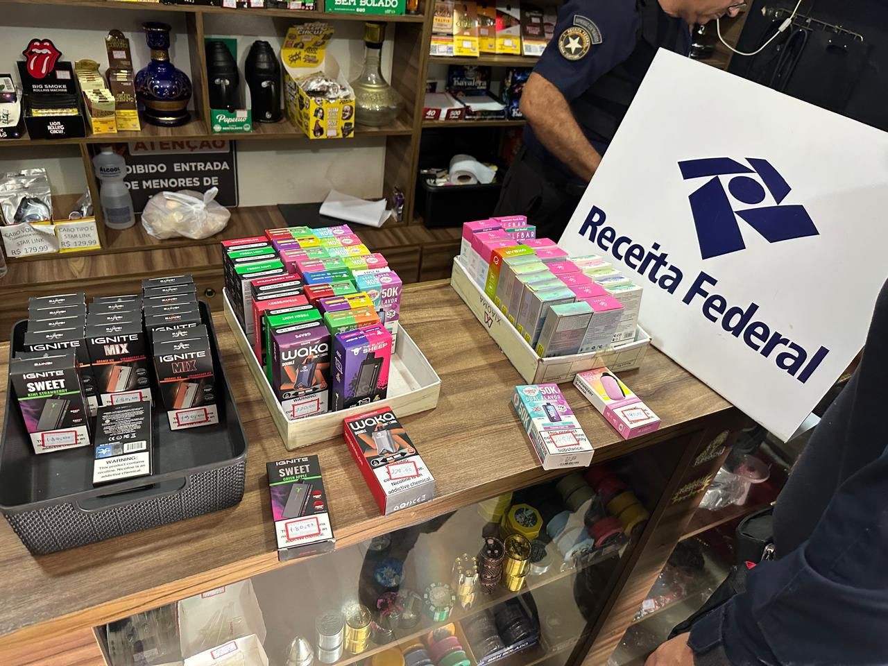 'Vapes' e acessórios avaliados em R$ 20 mil são apreendidos em Boa Vista