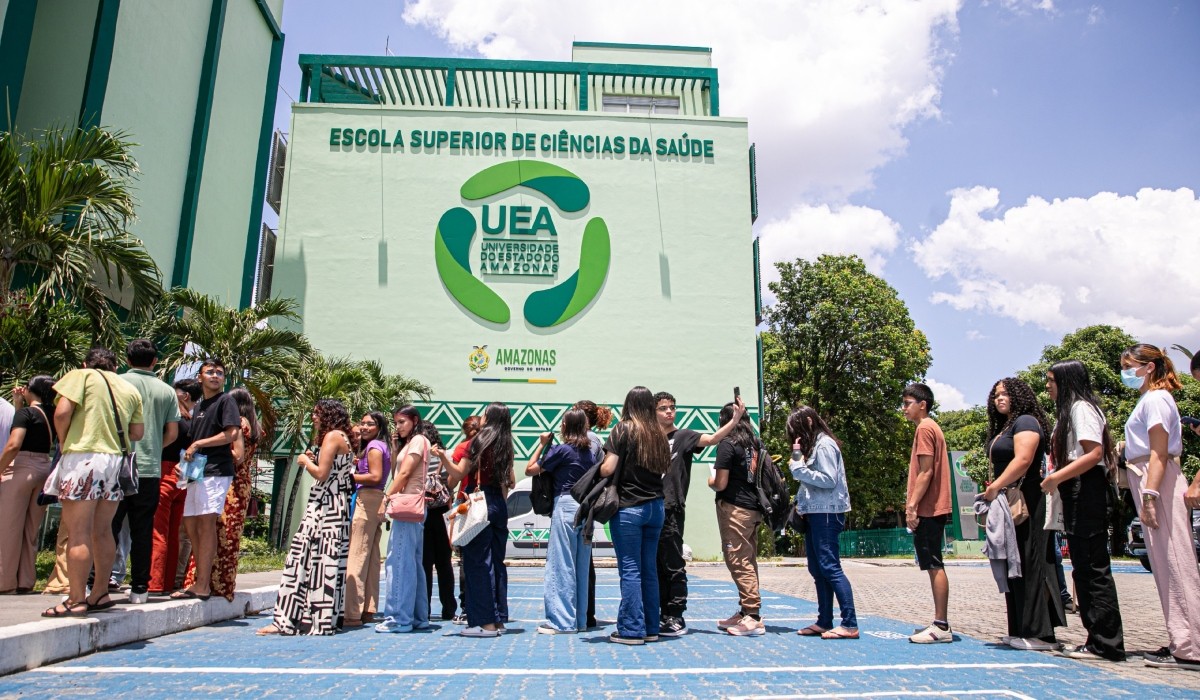 Inscrições para Vestibular e SIS da UEA começam nesta segunda; veja como participar