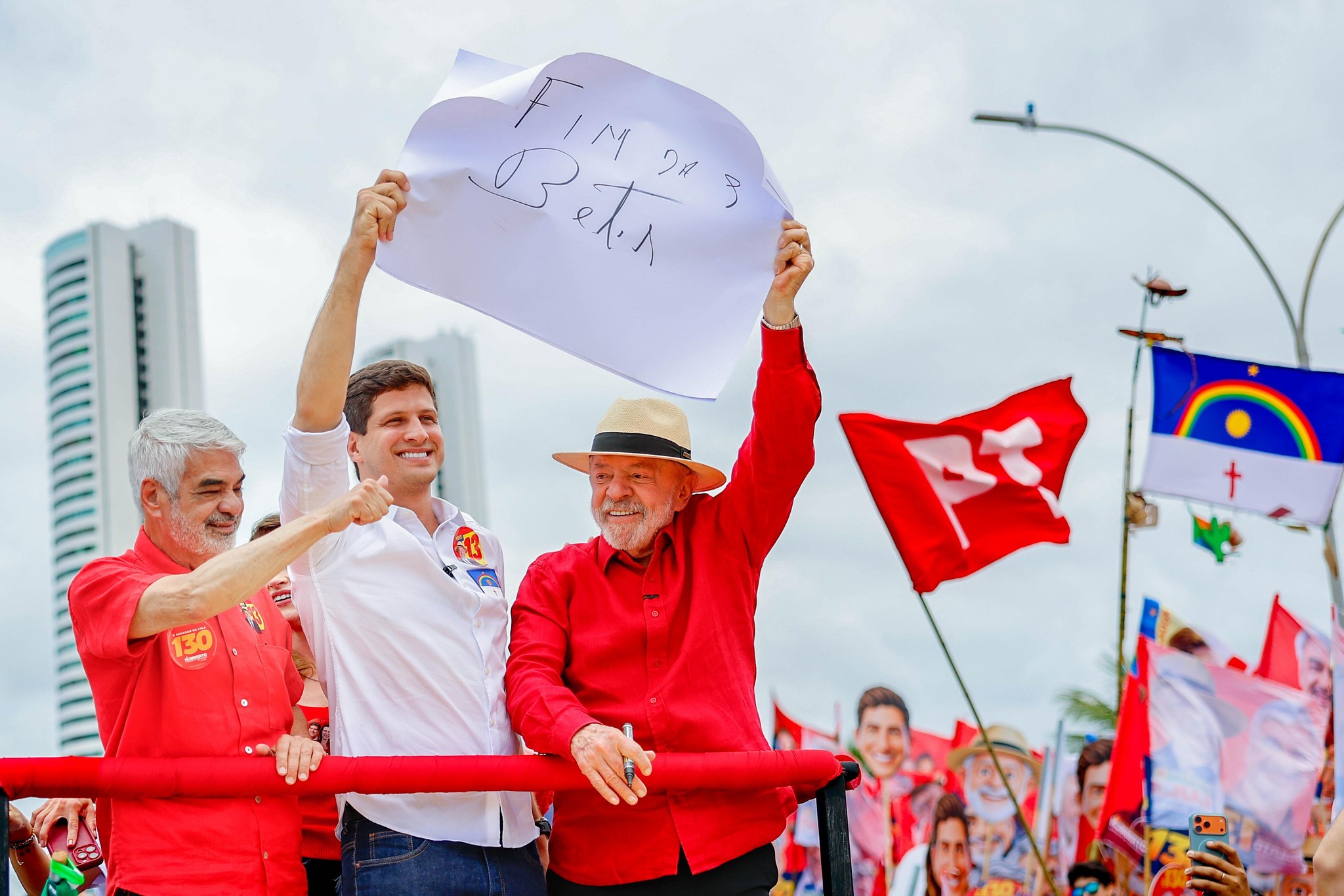 A 9 dias das eleições, governo Lula anuncia proibição de bets no Brasil