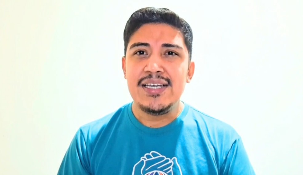 O católico acreano Gabriel Soares, 32 anos, relembrou a carta enviada e respondida pelo Papa Francisco — Foto: Arquivo pessoal