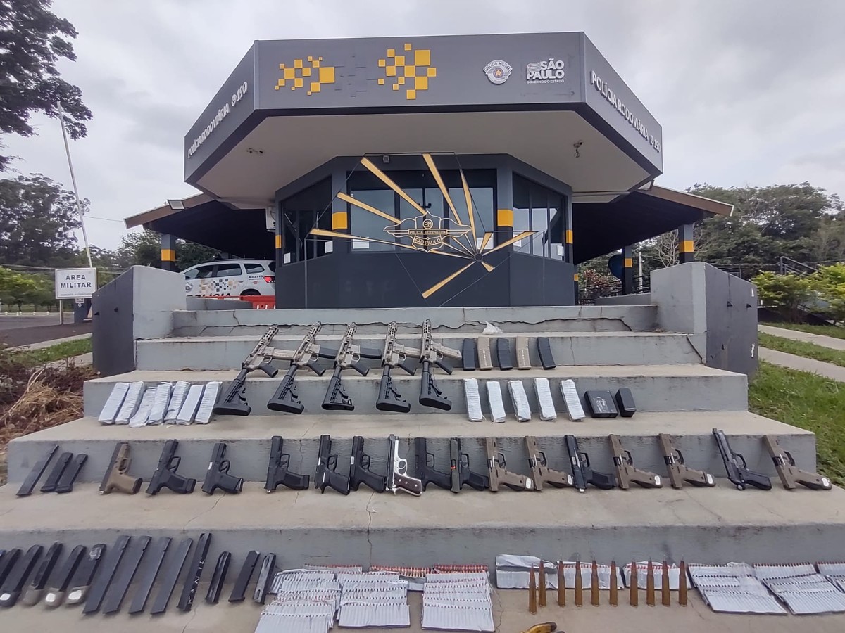 Casal preso por tráfico internacional de armas trazia fuzis, arsenal de pistolas e munições do Paraguai | Bauru e Marília