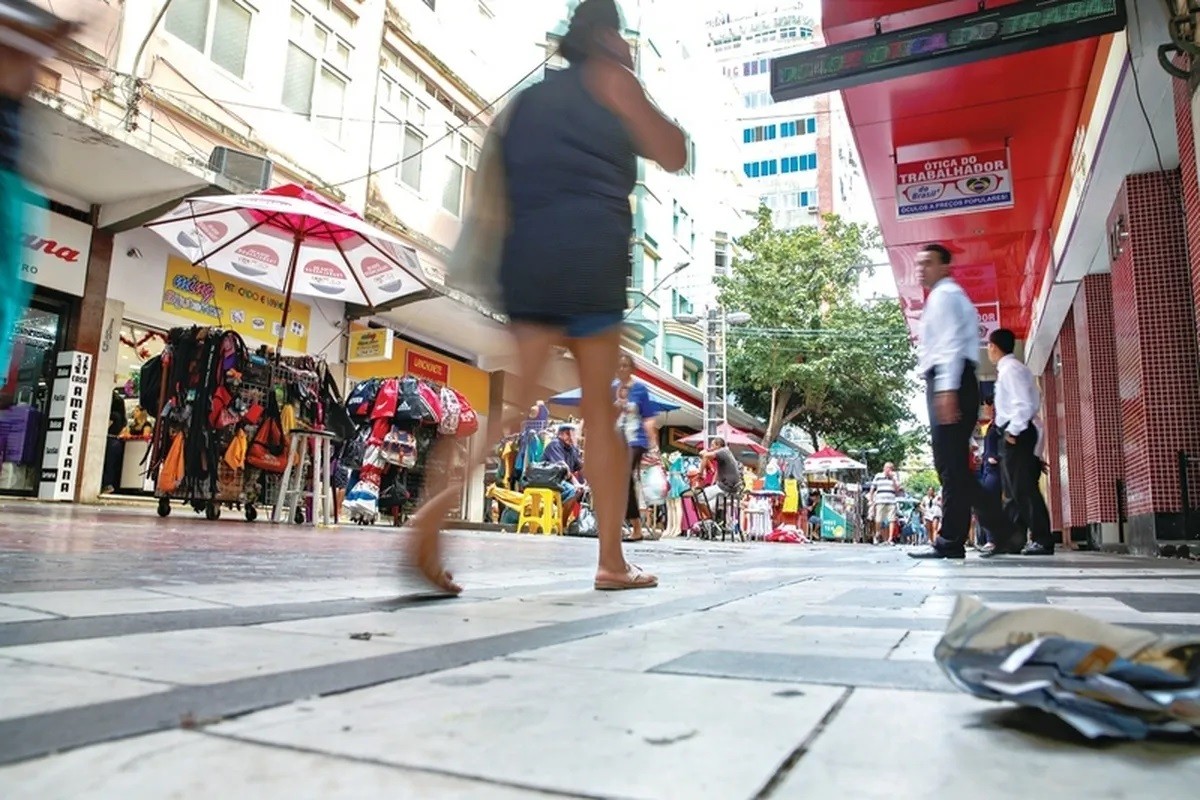 Mais de 200 lojas de Fortaleza darão desconto de até 70% no 'Dia Livre de  Impostos', Ceará