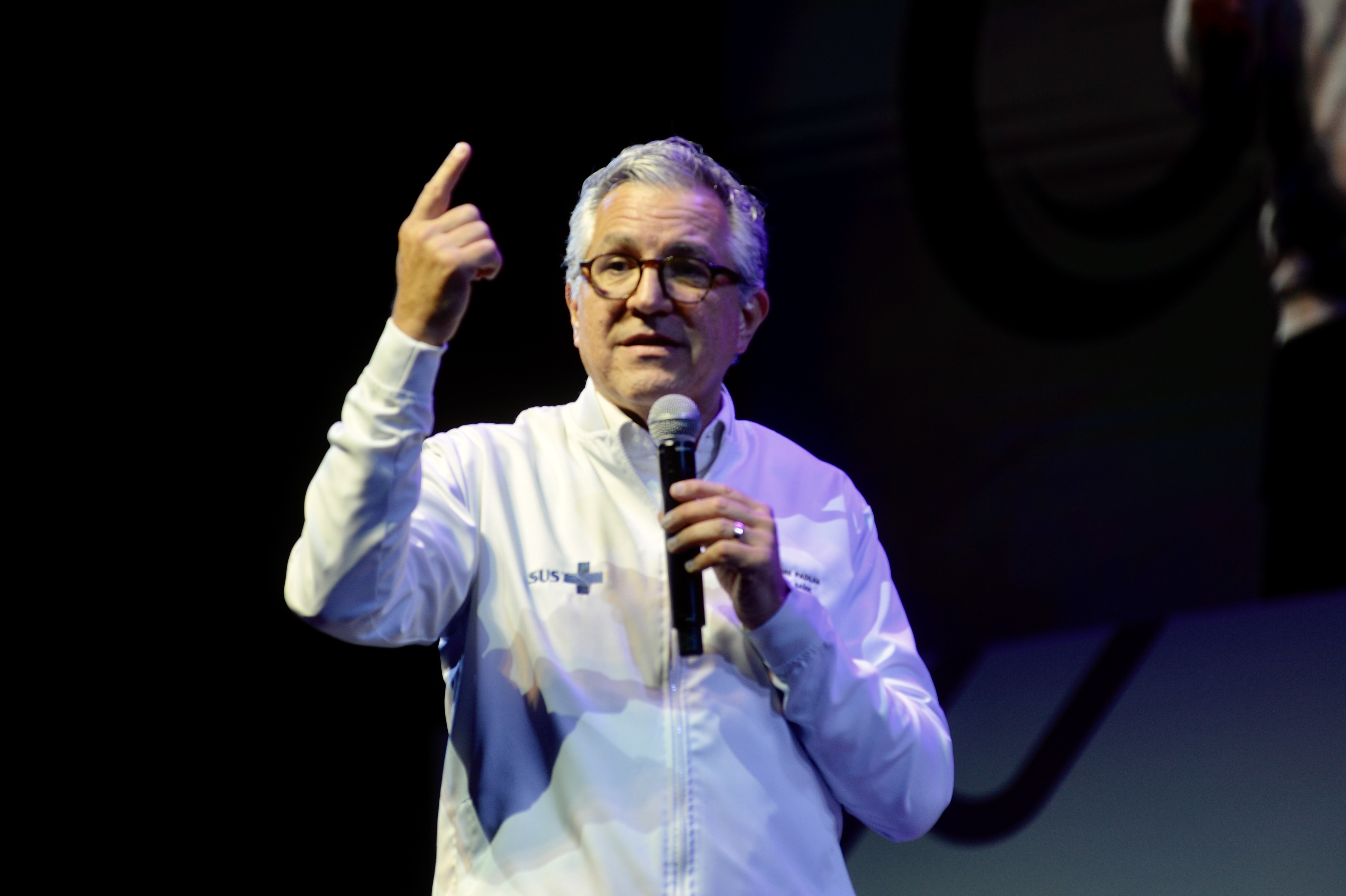 Padilha diz que profissionais do SUS se esconderam em carreta durante megaoperação que deixou mais de 120 mortos no Rio