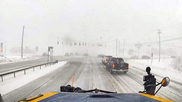 EUA: enorme tempestade de inverno se aproxima e Nova York decreta estado de emergência
