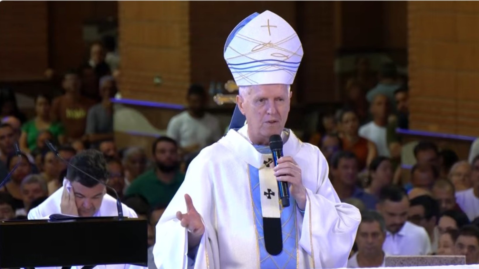 Arcebispo de Aparecida prega paz, perdão e diálogo na missa de Ano Novo: ‘Cessem o ódio’