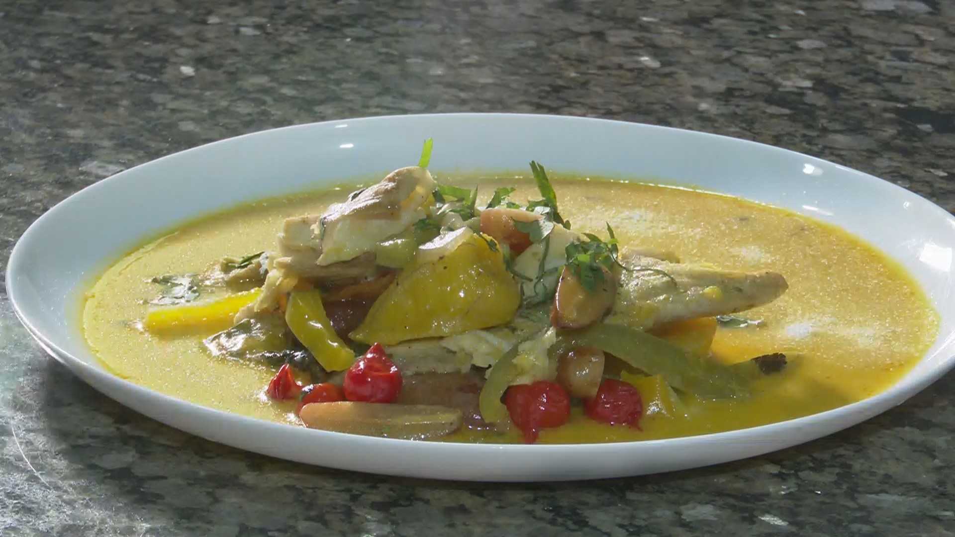 Concurso de Receitas 2025: aprenda a preparar moqueca de tilápia com pinhão, erva-mate e banana-da-terra 