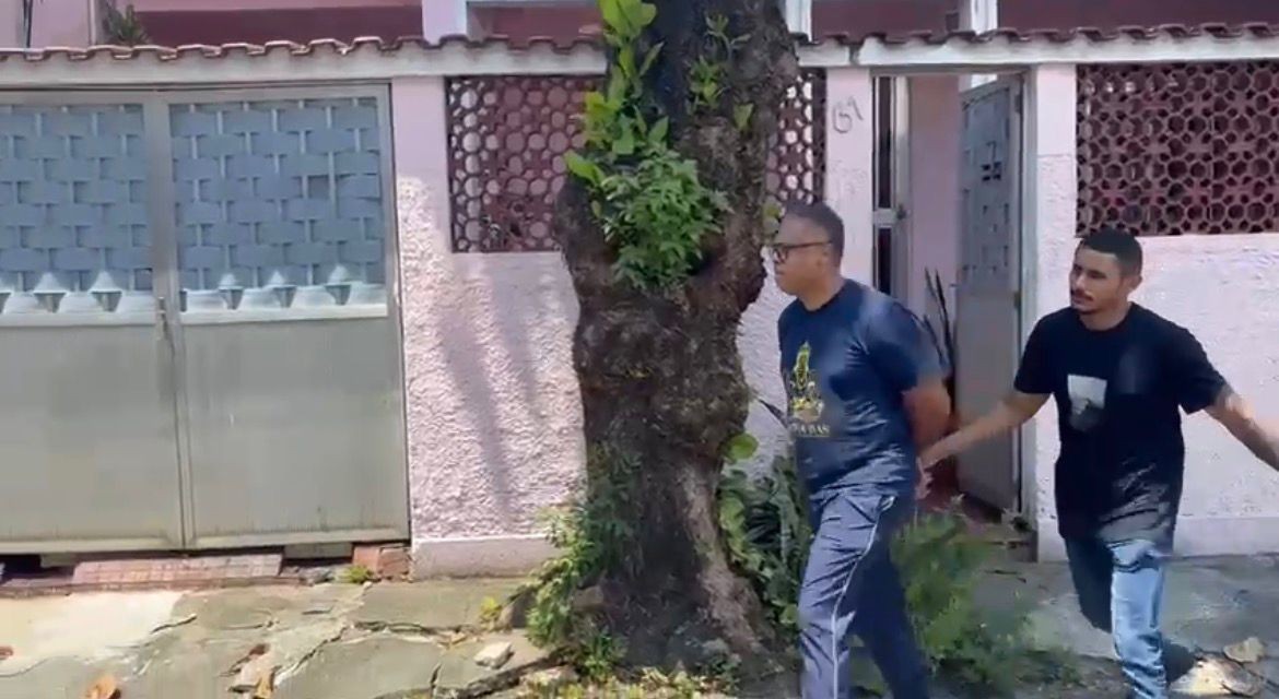 Polícia prende ex-chefe de centro espiritualista condenado por abuso sexual de seguidores