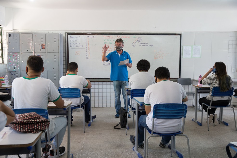 Professores vão receber valor do precatório do Fundef na folha de pagamento  de janeiro | Ceará | G1