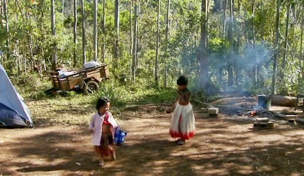 Grupo de indígenas encontra nova ocupação e busca aldeamento no Sul de MG — Foto: Reprodução/EPTV
