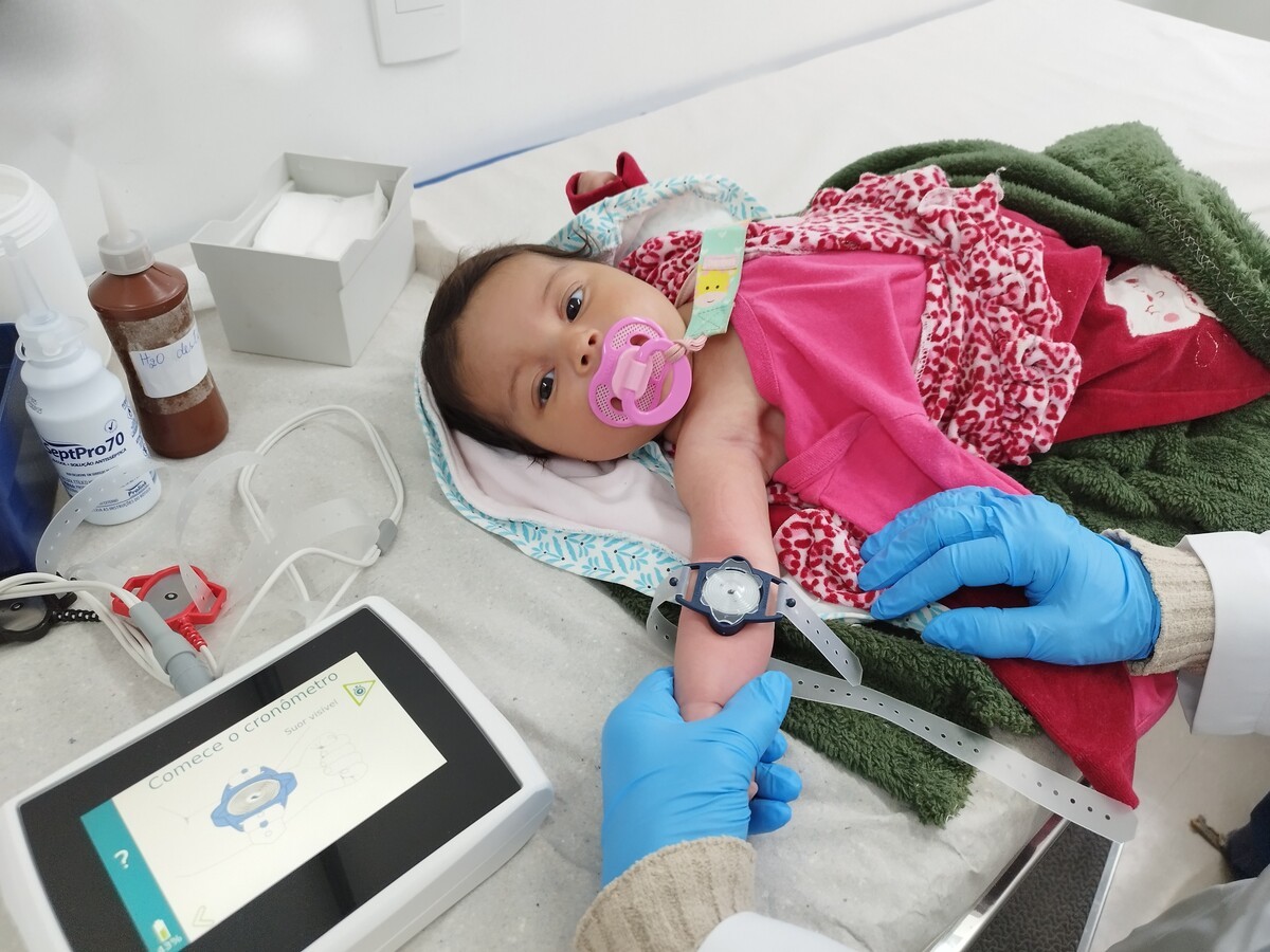 HU-UFJF moderniza teste do suor e acelera diagnóstico de doença rara; saiba como funciona exame