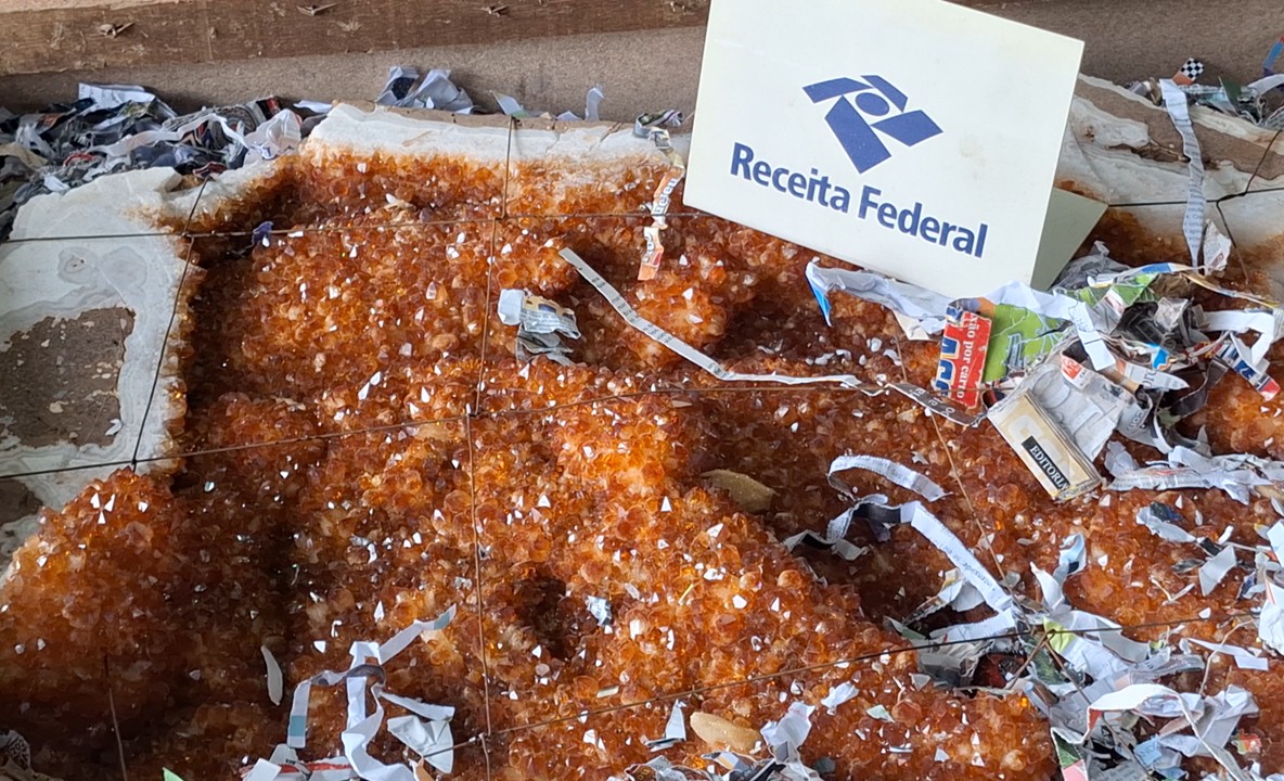 Toneladas de pedras semipreciosas são interceptadas no Porto de Santos; ametista foi avaliada em R$ 200 mil