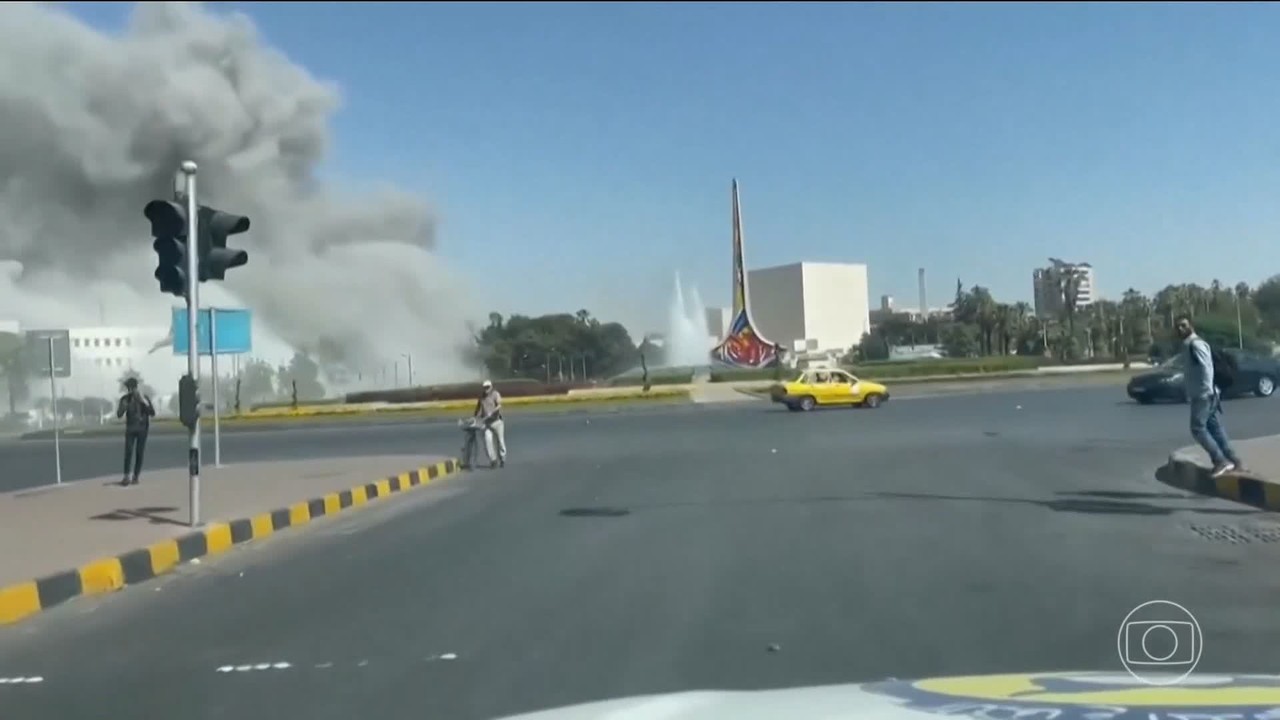 Israel bombardeia alvos na capital da Síria; 5 pessoas morreram