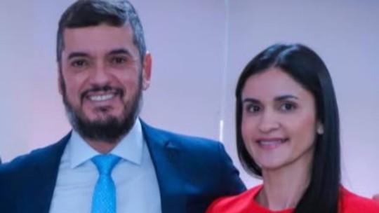 Mulher reclama de situação de Bacellar na prisão: 'Toma banho com caneco'