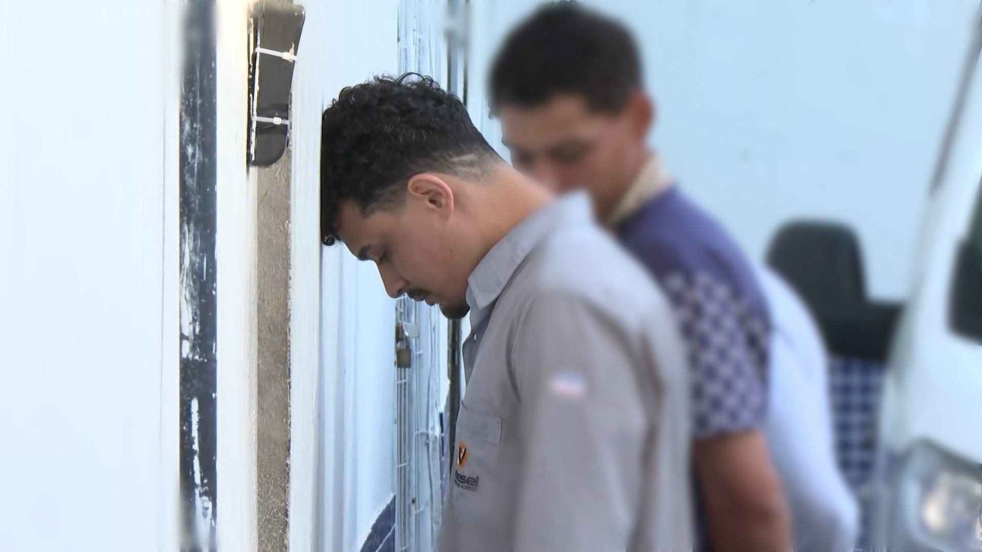 Homem é preso por importunar sexualmente menor aprendiz em lanchonete de shopping na Serra, ES